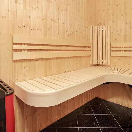10 Person Holiday In Feriehus